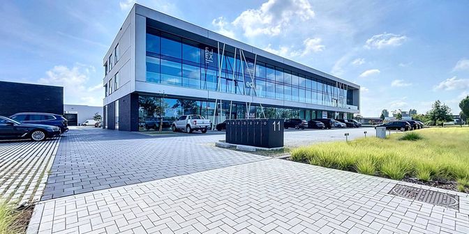 Bedrijfsvastgoed te huur in Drukkerijstraat 11, 9240 Zele
