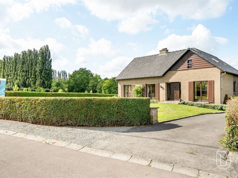 Huis te koop in Ommegangstraat 7,
                    9700 Oudenaarde