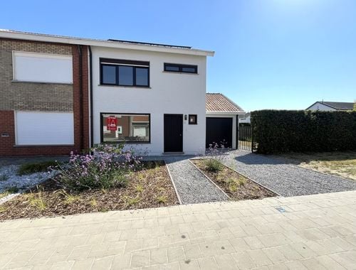                                         Woning te koop in Ledegem, € 365.000
