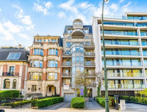                                         Appartement te koop in Elsene, € 775.000
