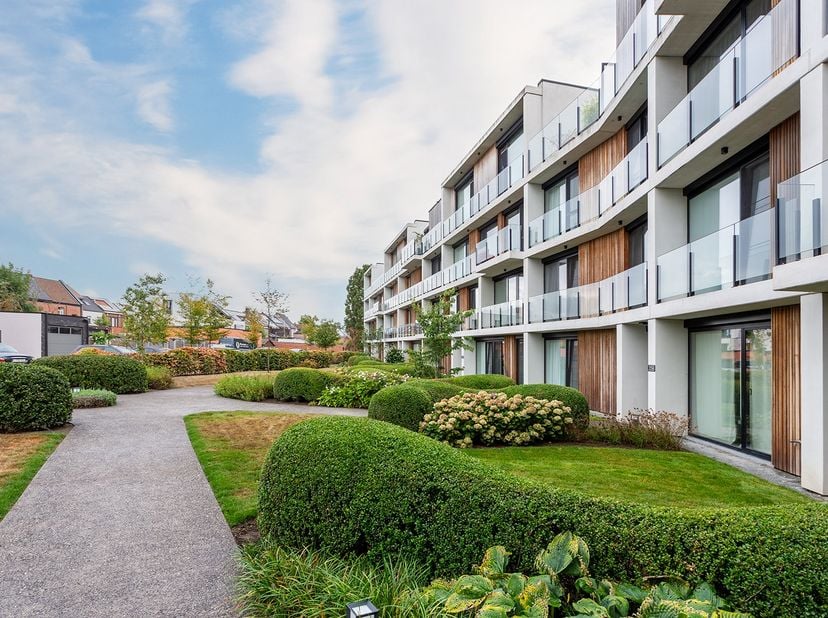 Opendeurdag: 12 september van 13u tot 16u, op afspraak.<br />
<br />
Bent u op zoek naar een recent en energiezuinig appartement uit 2022, met 2 ruime