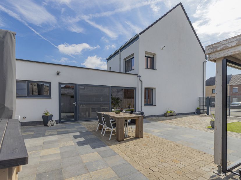Huis te koop in Steenweg op Vilvoorde 218,
                    1745 Opwijk