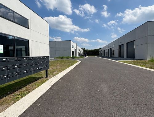                                         Entrepôt à vendre à Ichtegem, € 325.000
