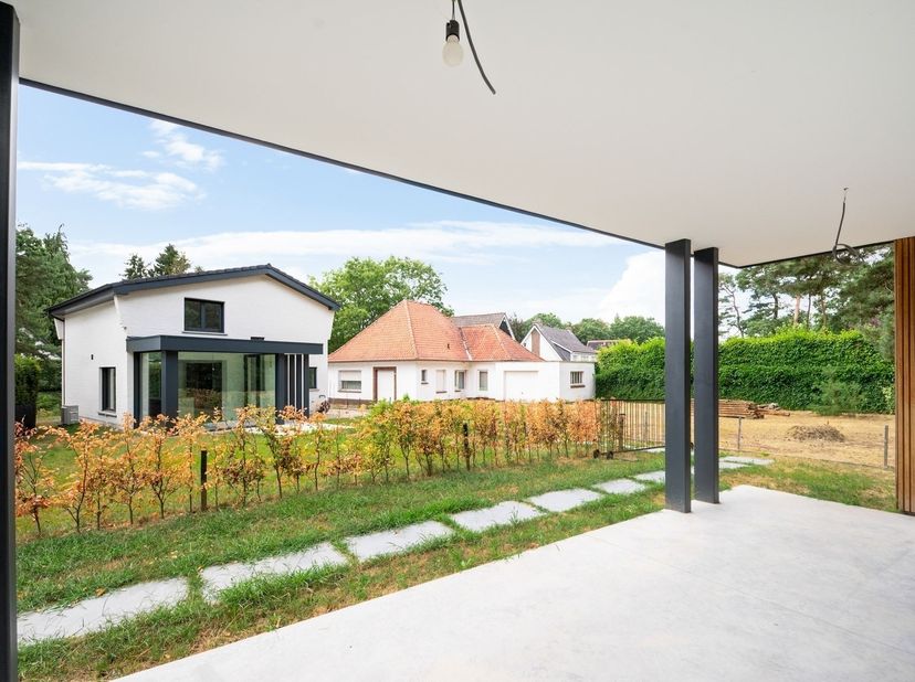 Journée portes ouvertes le samedi 14/03 de 12h30 à 13h30<br />
Maison 3slpk. rénovée de haute qualité et économe en énergie sur 7a38ca<br />
<br />