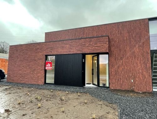                                         Villa à louer à Tessenderlo, € 1.295
