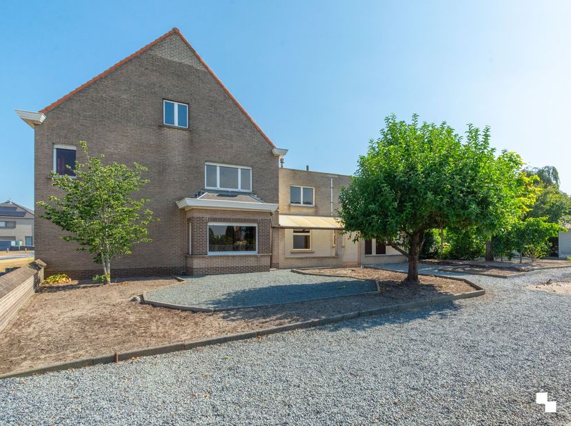 Maison à vendre
                    à 9890 Asper