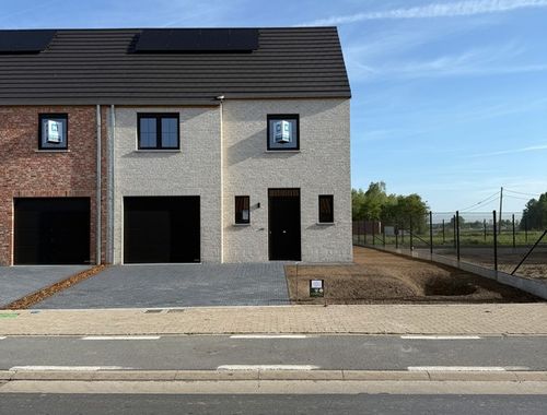                                         Maison à vendre à Wingene, € 391.958,33
