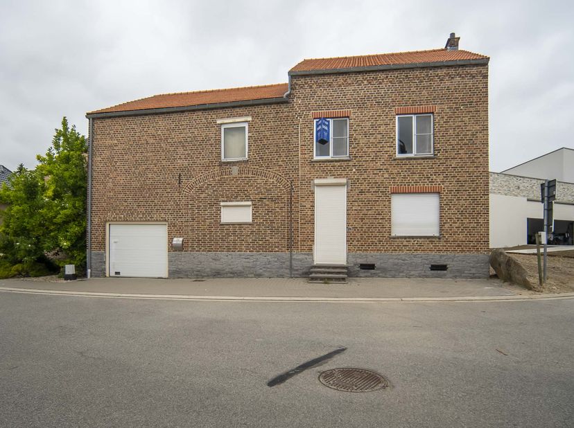 Huis te koop in Populierenstraat 26,
                    3800 Gelinden