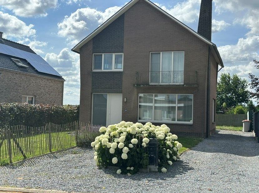 Maison à louer
                    à 3620 Lanaken