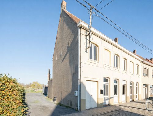                                         Gemengd gebruik te koop in Kerkhove, € 270.000
