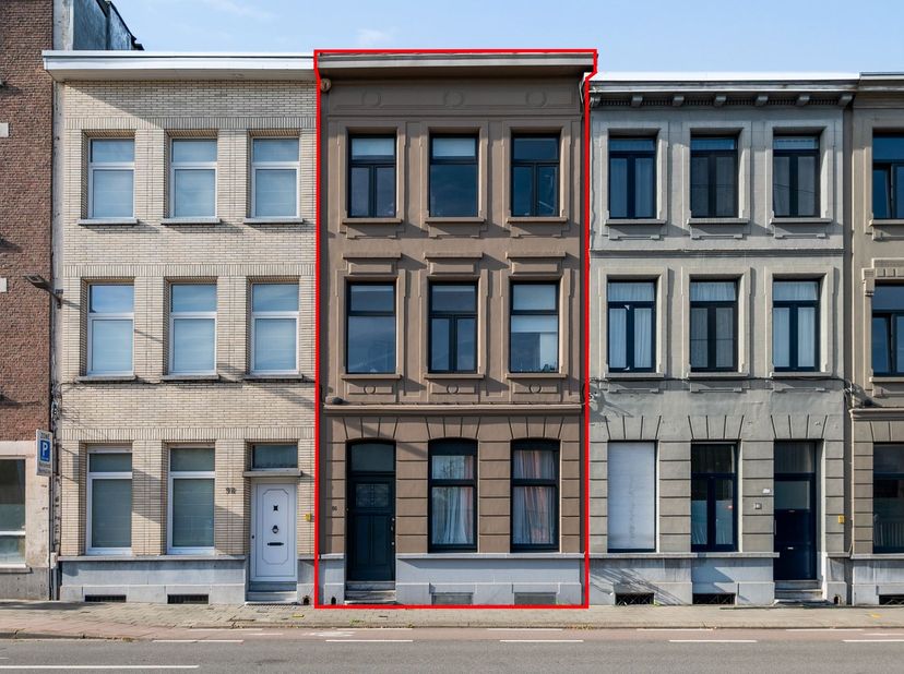 Huis te koop in Pretoriastraat 96,
                    2600 Berchem