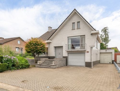                                         Eengezinswoning te koop in Sint-Truiden, € 389.000
