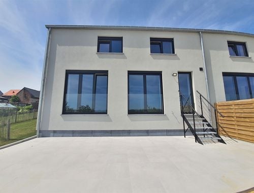                                         Woning te huur in Leefdaal, € 2.200
