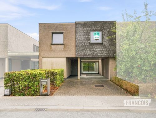                                         Maison deux facades à vendre à Poperinge, € 308.000
