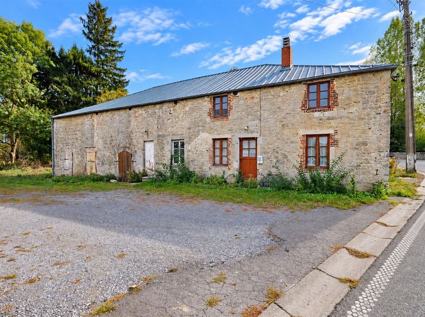 Maison à vendre à Rue Alphonse Thomas 18,
                    5660 Boussu-en-Fagne
