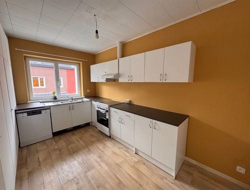                                         Appartement à louer à Waha, € 800
