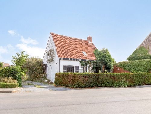                                         Woning te koop in Wevelgem, € 195.000
