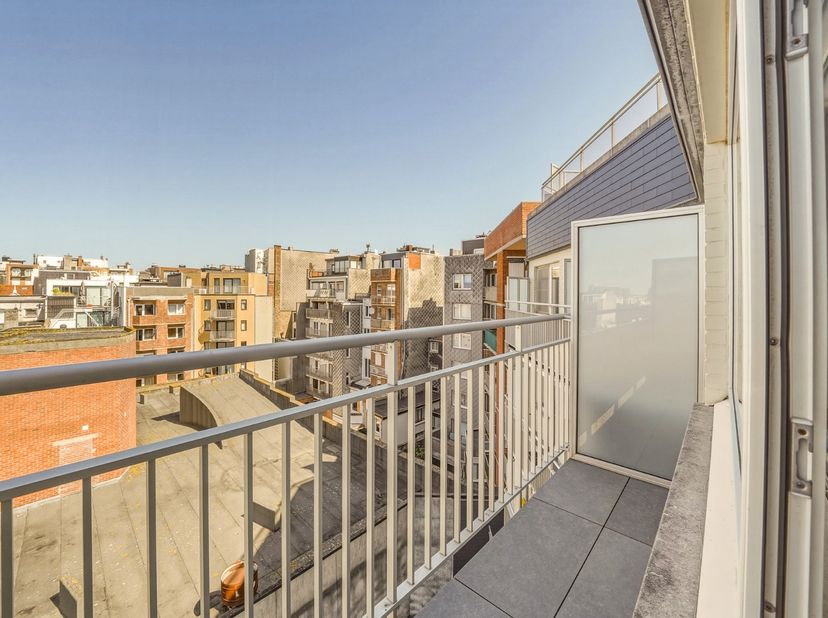 Appartement te koop in Warschaustraat 3 bus 0603,
                    8400 Oostende