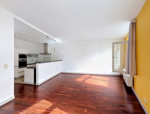                                         Penthouse te huur in Schaarbeek, € 1.350
