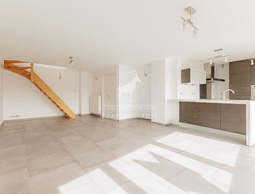                                         Duplex te huur in La Louvière, € 1.090

