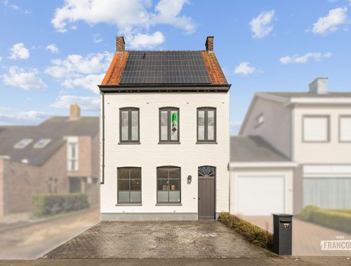                                         Koppelwoning te koop in Hooglede, € 335.000
