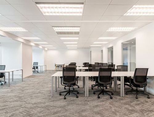                                         Immeuble de bureaux à louer à Herentals, € 3.346
