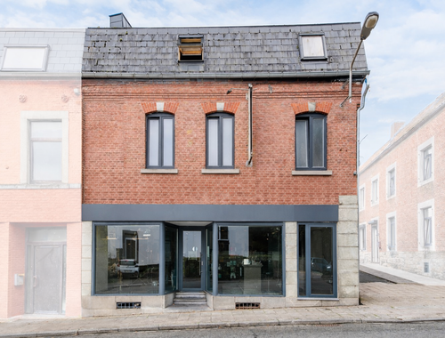                                         Usage mixte à vendre à Havelange, € 235.000
