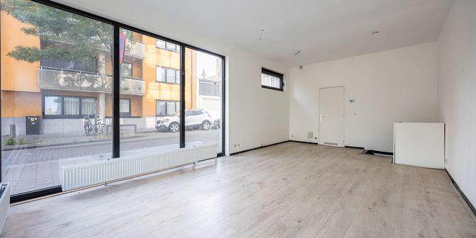 Bedrijfsvastgoed te koop in Hogeweg 44 - B, 2140 Borgerhout