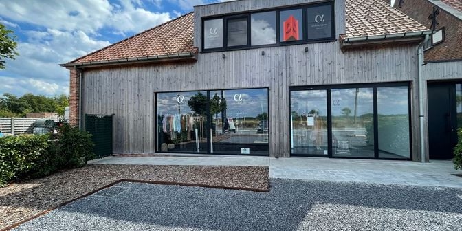 Bedrijfsvastgoed te huur in Leernsesteenweg 117, 9800 Deinze