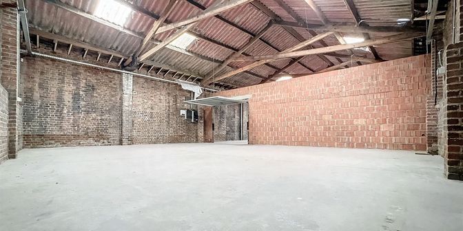 Bedrijfsvastgoed te huur in Rue du Nouveau Monde 248, 7700 Moeskroen