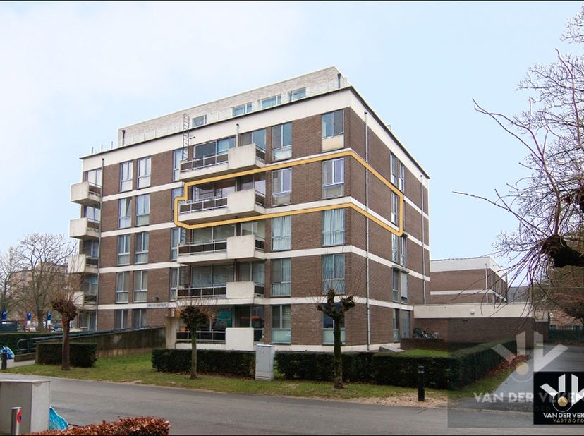 TROEVEN/<br />
<br />
	EPC label B!&amp;nbsp;<br />
	Vernieuwde ramen met hoogrendementsglas<br />
	Reeds vernieuwde keuken<br />
	Toplocatie in Hasselt (