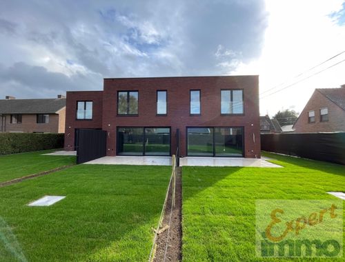                                         Maison à vendre à Harelbeke, € 475.614
