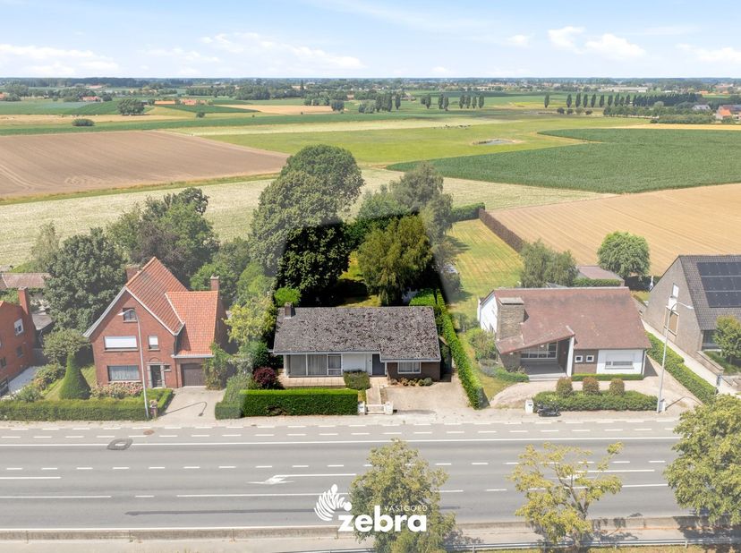 Huis te koop in Ruiseleedsesteenweg 24,
                    8700 Tielt