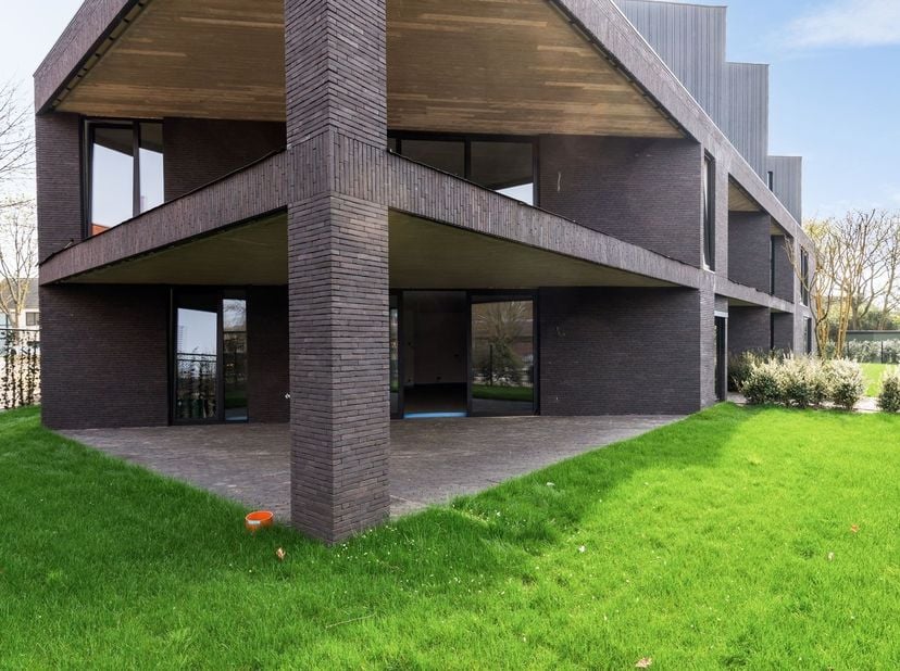 Appartement te koop
                    in 2980 Zoersel