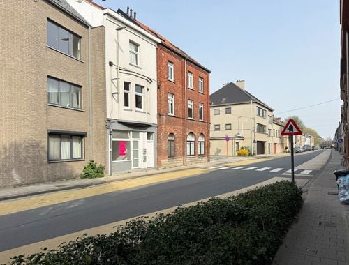                                         Handelspand te huur in Gent, € 800
