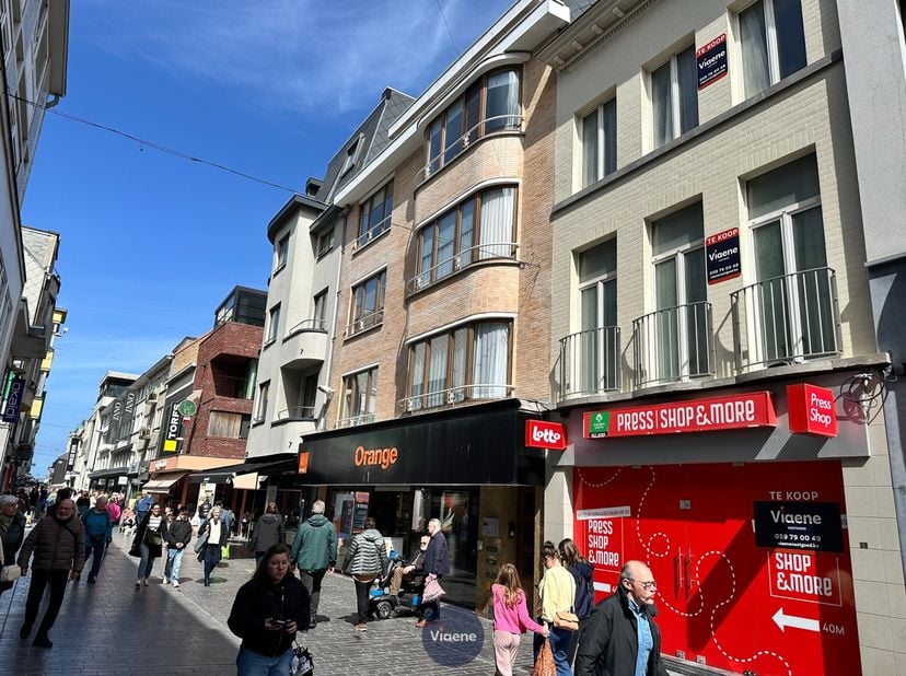 Bien professionnel à vendre
                    à 8400 Oostende