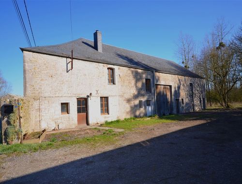                                         Eengezinswoning te koop in Boussu-en-Fagne, € 125.000
