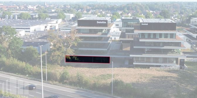 Bedrijfsvastgoed te huur in Kapellestraat 130-144, 8020 Oostkamp