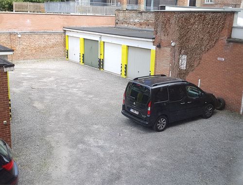                                         Place de stationnement à louer à Leuven, € 135
