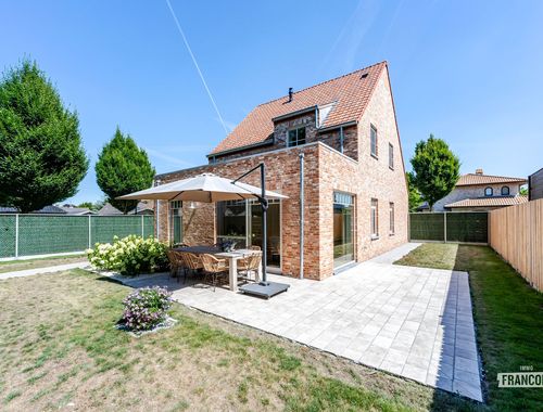                                         Maison à vendre à Ichtegem, € 535.000

