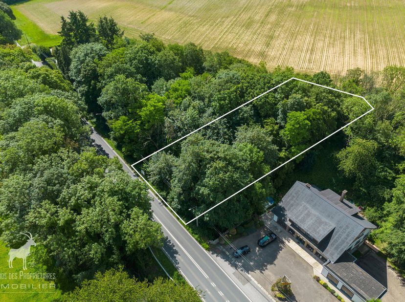 Référence agence : V7130-036<br />
Visite virtuelle : https://envisite.net/vtour/fr/rk9ygq/frame<br />
Opportunité Exceptionnelle : Belle parcelle de
