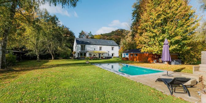 Huis te koop in 5530 Évrehailles