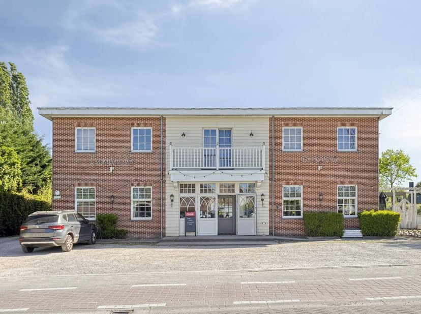 Appartement te koop in Sluisvijfbaan 11,
                    2960 Brecht