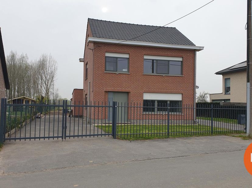 Maison à louer
                    à 9260 Wichelen