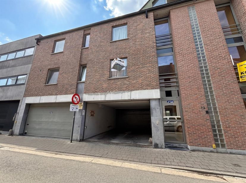 Appartement à louer
                    à 9300 Aalst