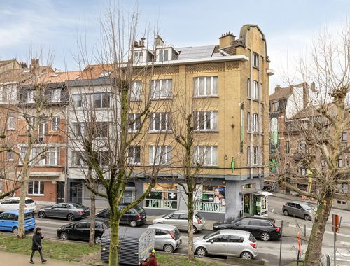                                         Immeuble d'appartements à vendre à Anderlecht, € 975.000
