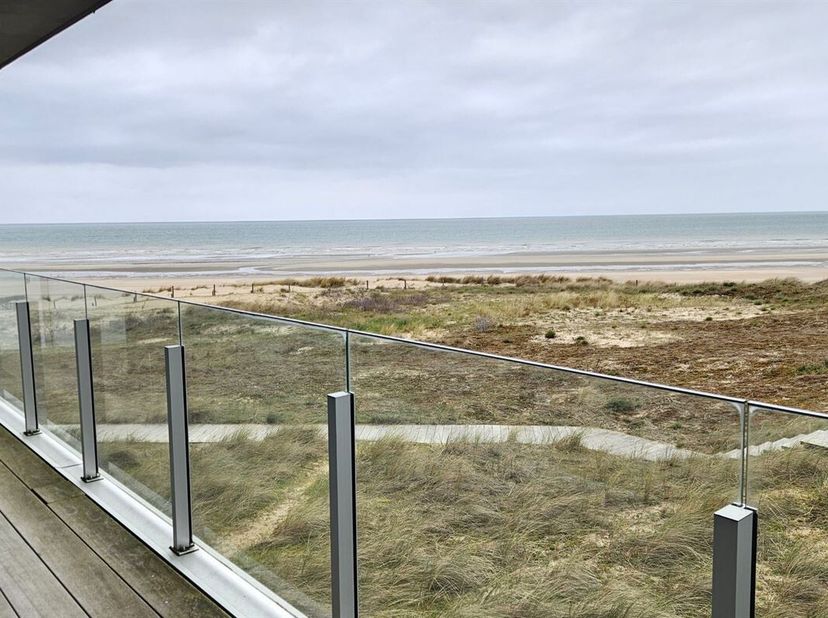 Appartement à vendre
                    à 8660 De Panne