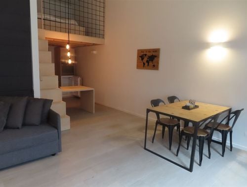                                         Studio met slaaphoek te huur in Antwerpen, € 825
