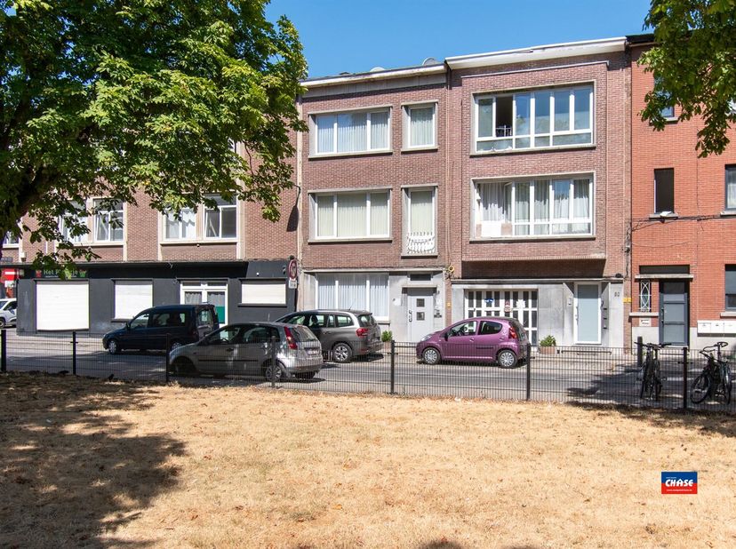 2020 ANVERS | MAISON FAMILIALE RÉCEMMENT RÉNOVÉE COMPRENANT CINQ À SIX CHAMBRES, TROIS SALLES DE BAINS ET UN JARDIN URBAIN | CONVIENT COMME MAISON « K