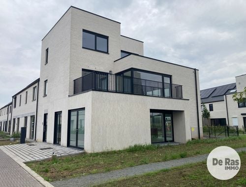                                         Gelijkvloers app. te huur in Wetteren, € 925
